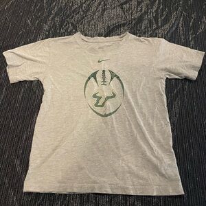 🔴 Nike USF football tshirt